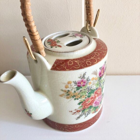 Vintage Hand Painted Japanese Tea Pot - Picture 2 of 7